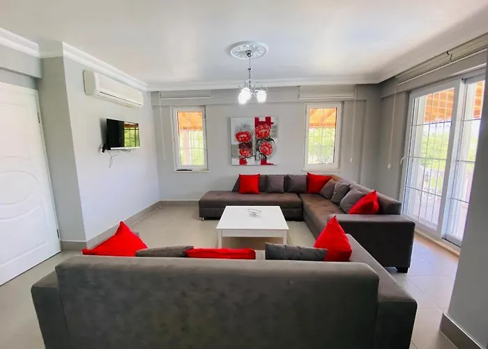 Alex Βίλα Φετιγιέ